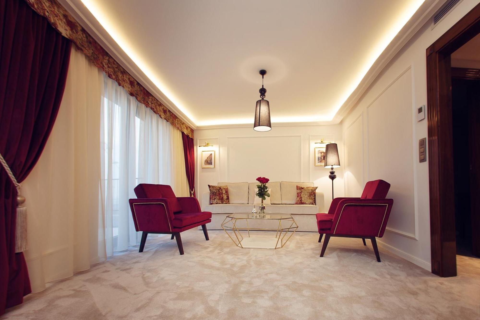 Zlaty Klucik - Golden Key With Luxury 4*