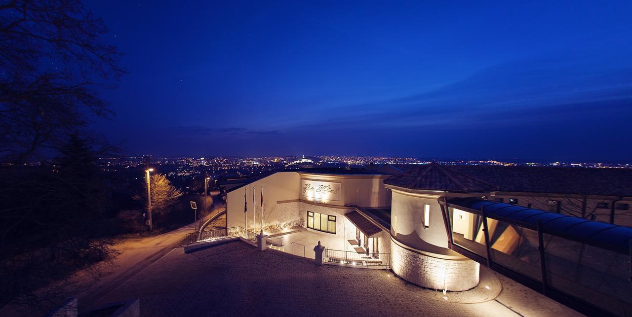Zlaty Klucik - Golden Key With Luxury 4*
